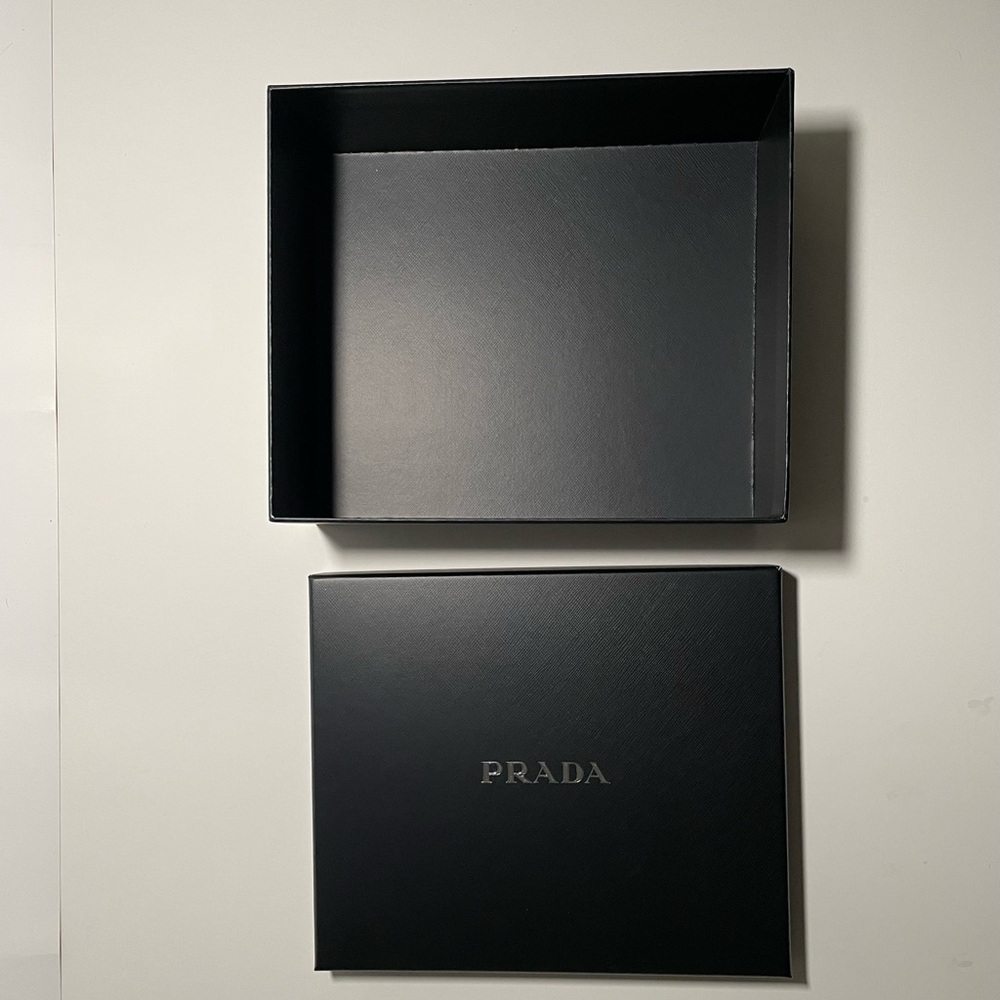 New, PRADA , boxes (one) - Picture 5 of 9